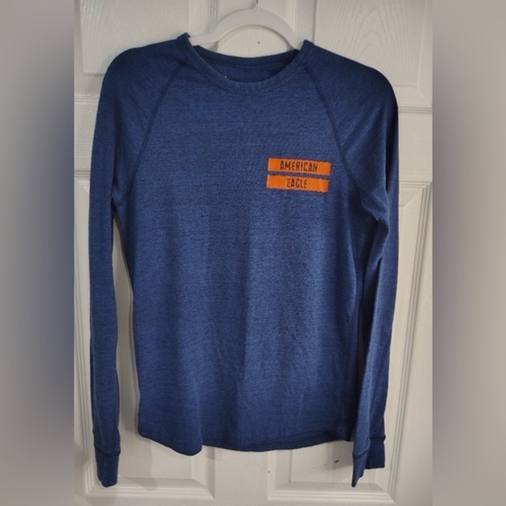 American Eagle Outfitters Blue Long Sleeve Tee